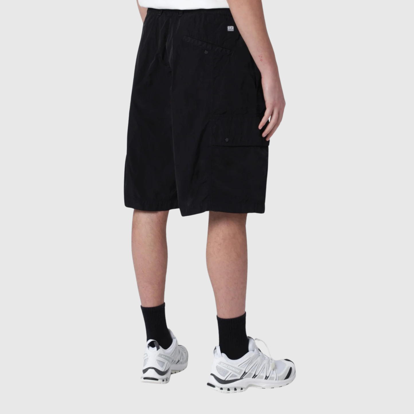 Short CP Company cargo en tissu technique noir